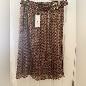 NWT Molly Bracken pleated skirt Size XS